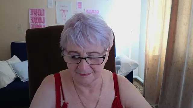 Sandra Snowflake online show from 05/05/26, 12:35