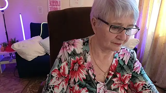 Sandra Snowflake online show from 05/06/26, 12:54