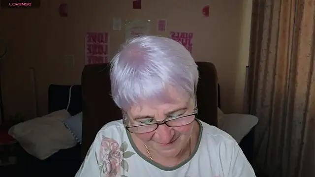 Sandra Snowflake online show from 05/07/26, 12:10