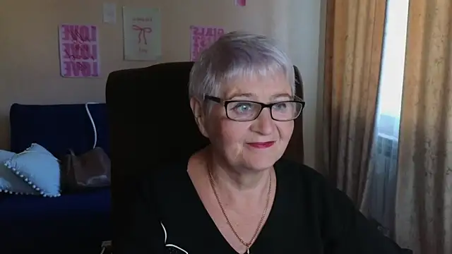 Sandra Snowflake online show from 05/29/26, 04:10