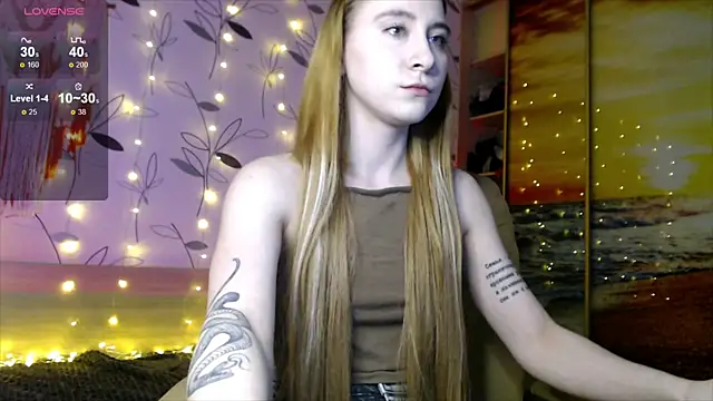 Snapshot of Ivy_dean chatting on 03/07/25, 11:38 Ivy dean online show from 03/07/25, 11:38