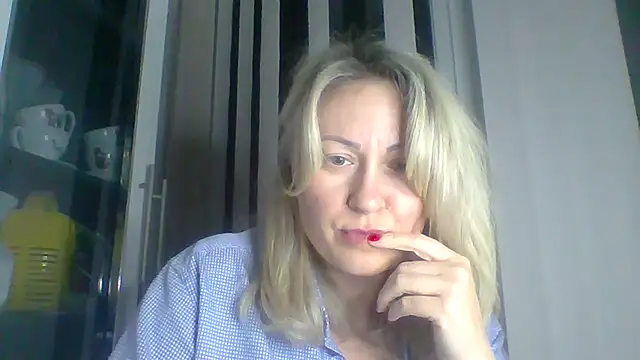 Mary888x online show from 03/01/25, 09:15