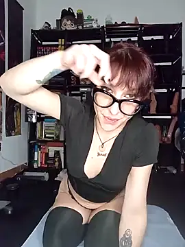 MirianaB online show from 12/19/25, 06:59