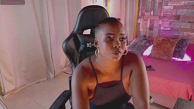 DashaSousaa online show from 10/14/25, 02:51