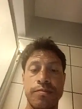 Snapshot of salchichon_69 chatting on 03/22/26, 02:42 salchichon 69 online show from 03/22/26, 02:42