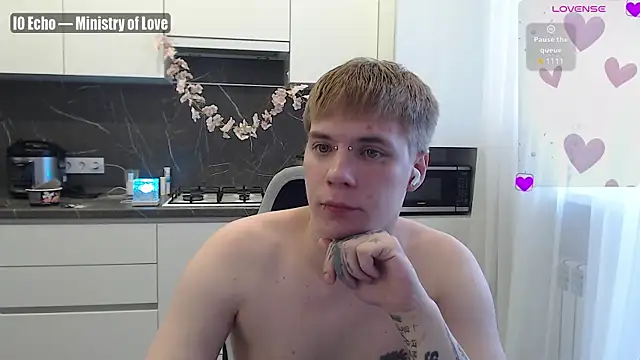 yourlildemon online show from 06/17/26, 03:46