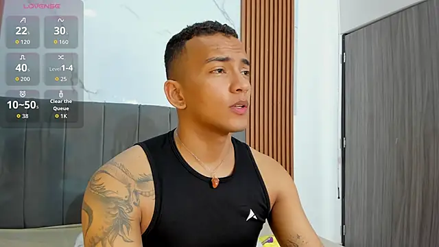 Snapshot of Rafa2004Cruz chatting on 10/10/25, 12:37 Rafa2004Cruz online show from 10/10/25, 12:37