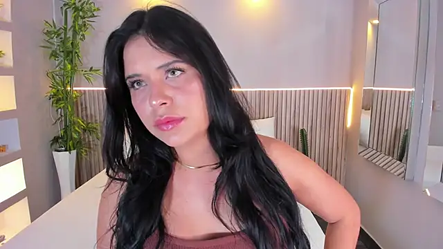 Snapshot of GeorginaReyes chatting on 12/02/25, 10:49 GeorginaReyes online show from 12/02/25, 10:49