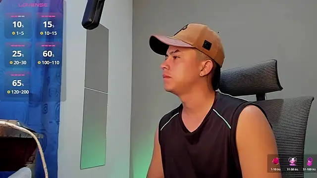 mattiwsmorris  online show from 11/13/25, 03:55