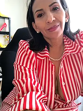 Mrsvictoriaaa online show from 04/30/26, 08:37