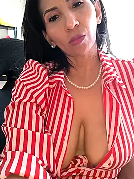Mrsvictoriaaa online show from 04/30/26, 08:57