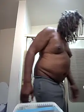 Snapshot of KingSlim56 chatting on 03/11/26, 03:29 KingSlim56 online show from 03/11/26, 03:29