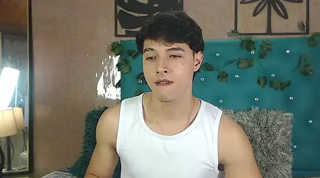 LiamAndrewzz online show from 02/25/25, 05:30