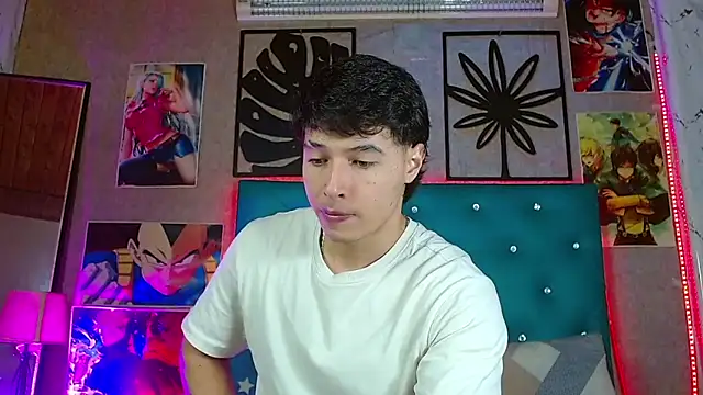LiamAndrewzz online show from 06/10/26, 04:56