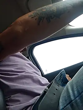 Iuver online show from 04/16/26, 03:13