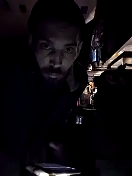 Snapshot of QueenM3 chatting on 02/16/25, 03:47 QueenM3 online show from 02/16/25, 03:47