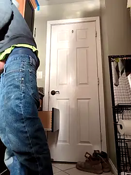 Snapshot of QueenM3 chatting on 02/27/25, 09:58 QueenM3 online show from 02/27/25, 09:58