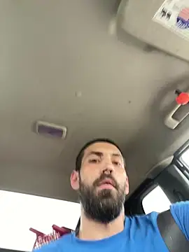 Snapshot of QueenM3 chatting on 09/19/25, 09:59 QueenM3 online show from 09/19/25, 09:59