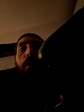 Snapshot of QueenM3 chatting on 10/09/25, 07:06 QueenM3 online show from 10/09/25, 07:06