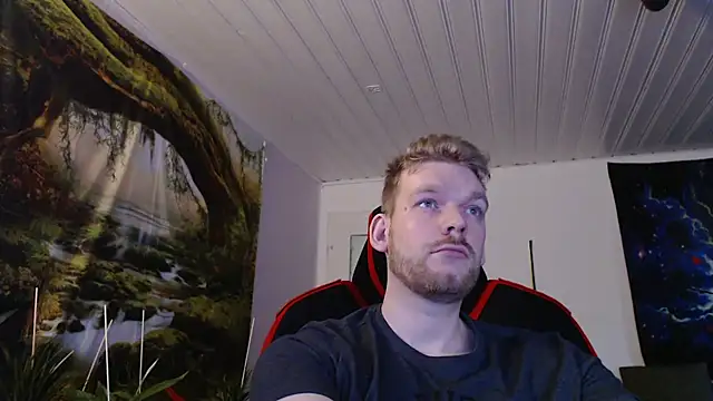 Snapshot of Justforfunc123 chatting on 11/15/25, 10:12 Justforfunc123 online show from 11/15/25, 10:12