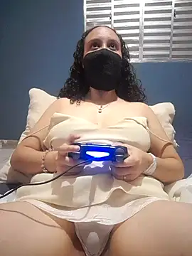 Snapshot of Lilly_Lustt chatting on 02/26/25, 04:36 Lilly Lustt online show from 02/26/25, 04:36