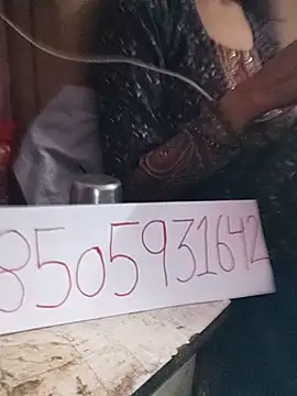 Dolly b online show from 02/17/25, 05:10