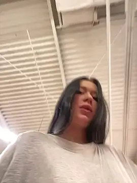 AlishaPrettyBlade online show from 02/26/25, 06:37