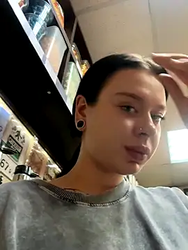 AlishaPrettyBlade online show from 09/11/25, 10:48