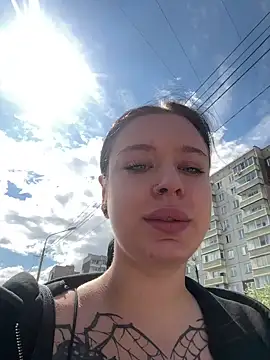 AlishaPrettyBlade online show from 05/31/26, 07:37