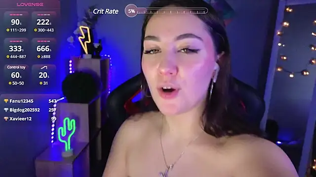 Snapshot of AshleySkott_ chatting on 02/24/25, 01:31 AshleySkott online show from 02/24/25, 01:31