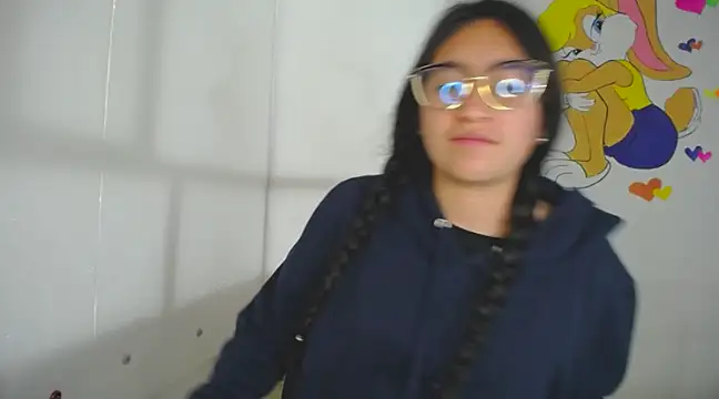 Snapshot of Arielle_lov chatting on 02/26/25, 11:30 Arielle lov online show from 02/26/25, 11:30