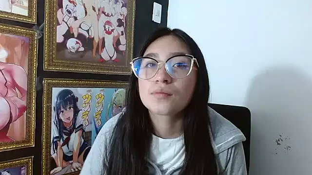 Snapshot of Arielle_lov chatting on 03/07/25, 11:29 Arielle lov online show from 03/07/25, 11:29