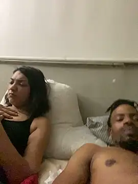 Snapshot of PersianCream77 chatting on 09/10/25, 04:12 PersianCream77 online show from 09/10/25, 04:12