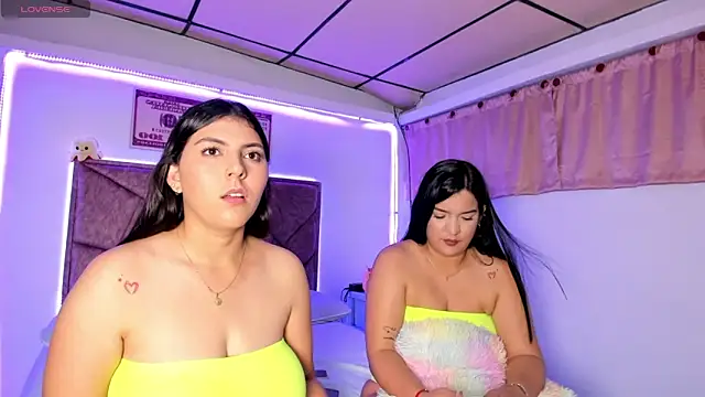 Snapshot of Cristal_Smith20 chatting on 12/02/25, 12:49 Cristal Smith20 online show from 12/02/25, 12:49