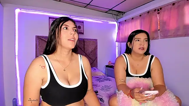 Snapshot of Cristal_Smith20 chatting on 02/21/26, 01:45 Cristal Smith20 online show from 02/21/26, 01:45