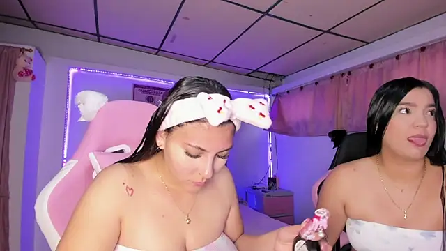 Snapshot of Cristal_Smith20 chatting on 03/06/26, 02:13 Cristal Smith20 online show from 03/06/26, 02:13