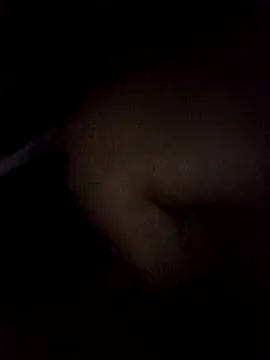 Snapshot of Mycansonhot chatting on 03/18/26, 04:15 Mycansonhot online show from 03/18/26, 04:15