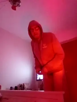 Snapshot of olviasssl77 chatting on 04/01/26, 08:17 olviasssl77 online show from 04/01/26, 08:17