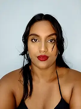 Snapshot of victoria_roussee chatting on 03/21/25, 09:01 victoria roussee online show from 03/21/25, 09:01