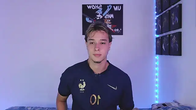 Snapshot of jack_walker190 chatting on 09/18/25, 01:18 jack walker190 online show from 09/18/25, 01:18