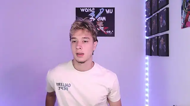 Snapshot of jack_walker190 chatting on 09/26/25, 05:00 jack walker190 online show from 09/26/25, 05:00