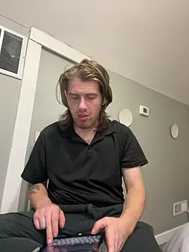 Explosive andyy online show from 11/24/25, 08:36