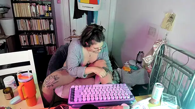 Rosiee69  online show from 11/09/25, 02:21