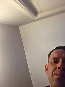 Nidge251 online show from 05/17/26, 08:49