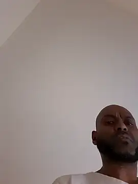 Snapshot of Mrnutella chatting on 02/19/25, 08:44 Mrnutella online show from 02/19/25, 08:44