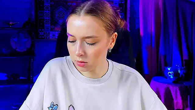 Snapshot of JenniferGraces chatting on 03/05/25, 08:10 JenniferGraces online show from 03/05/25, 08:10