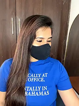 Sexy Madhuri Bhabhi online show from 03/13/26, 04:52