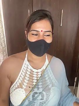 Sexy Madhuri Bhabhi online show from 03/16/26, 05:13