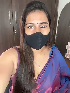 Sexy Madhuri Bhabhi online show from 03/17/26, 05:22