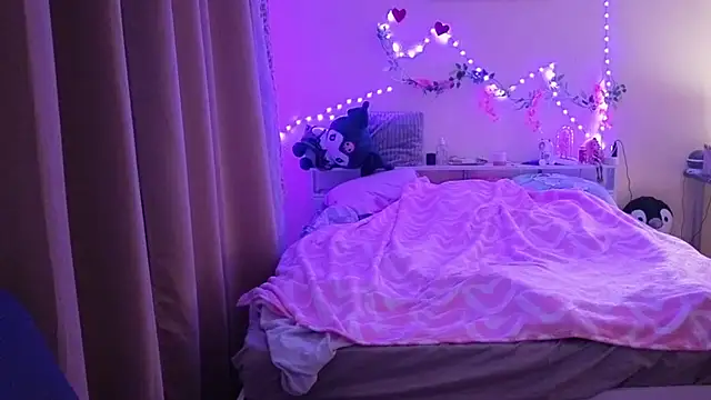 boozekirs  online show from 02/17/26, 02:30